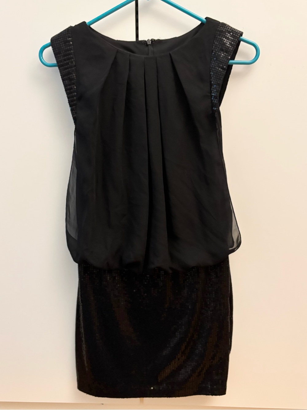 Jessica McClintock Black Sequin and Chiffon Dress